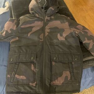Kids 5/6 Micheal kors winter coat like new